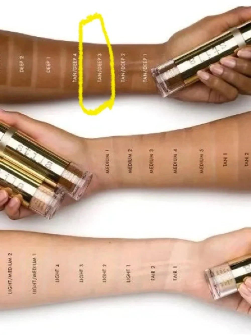 Stila Hide & Chic Fluid Foundation in- Tan/Deep 3